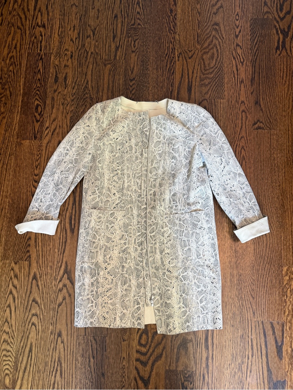 Elie Tahari Cream and Black Snake-Print Jacket